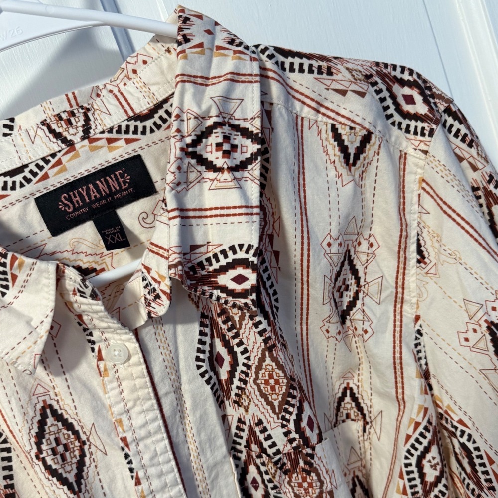 Shyanne Western Button Down Womens XXL Cream Tribal Print
